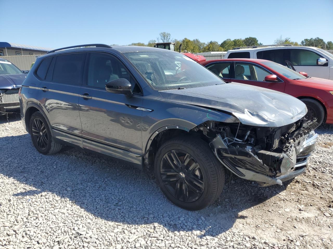 2022 VOLKSWAGEN TIGUAN SE R-LINE BLACK VIN:3VVCB7AX4NM023668