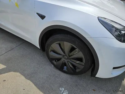 2023 Tesla Model Y VIN: