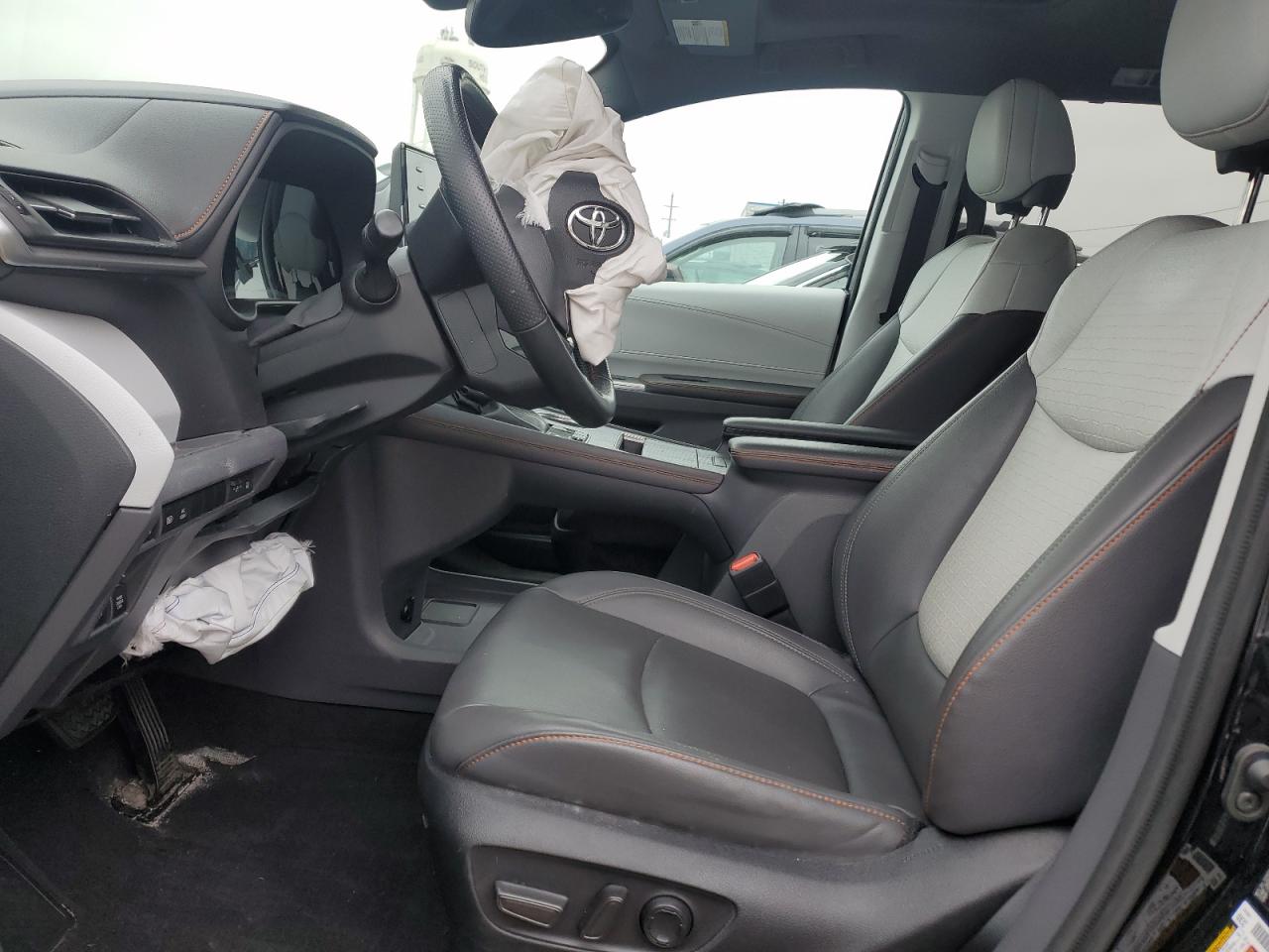 2022 TOYOTA SIENNA XSE VIN:5TDDSKFC6NS047093