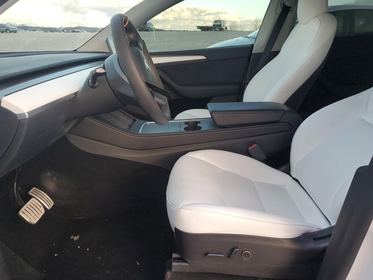 2022 TESLA MODEL Y  VIN:7SAYGDEF5NF554455