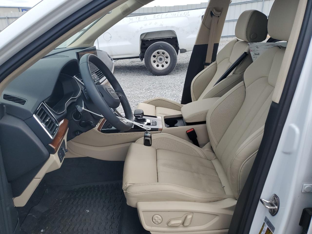 2024 AUDI Q5 E PREMIUM PLUS 55 VIN:WA1E2AFY9R2009973