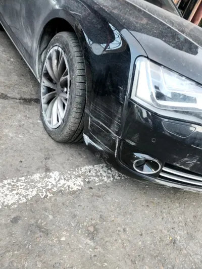 2014 Audi A8 VIN: