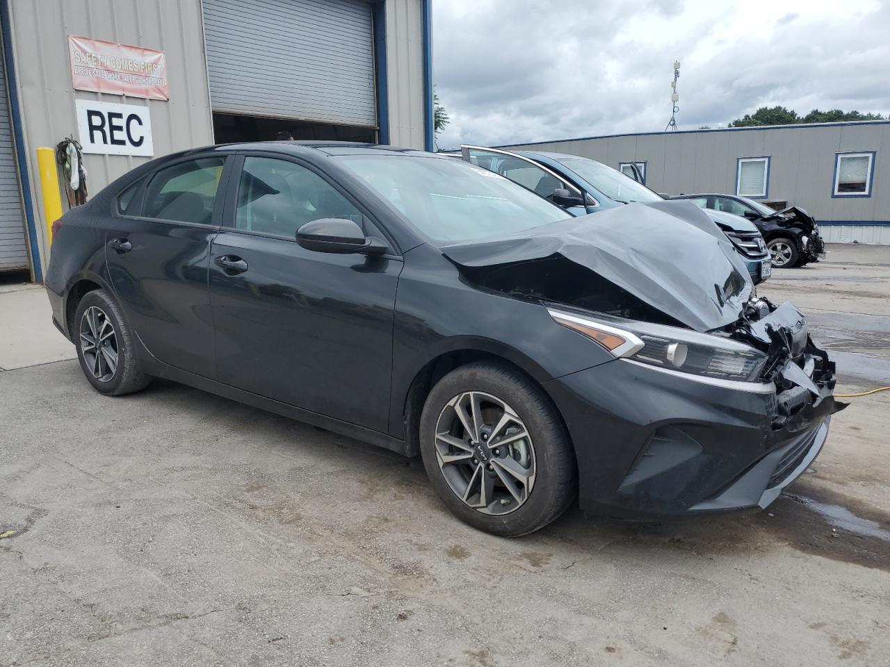 2023 KIA FORTE LX VIN:3KPF24AD0PE576573