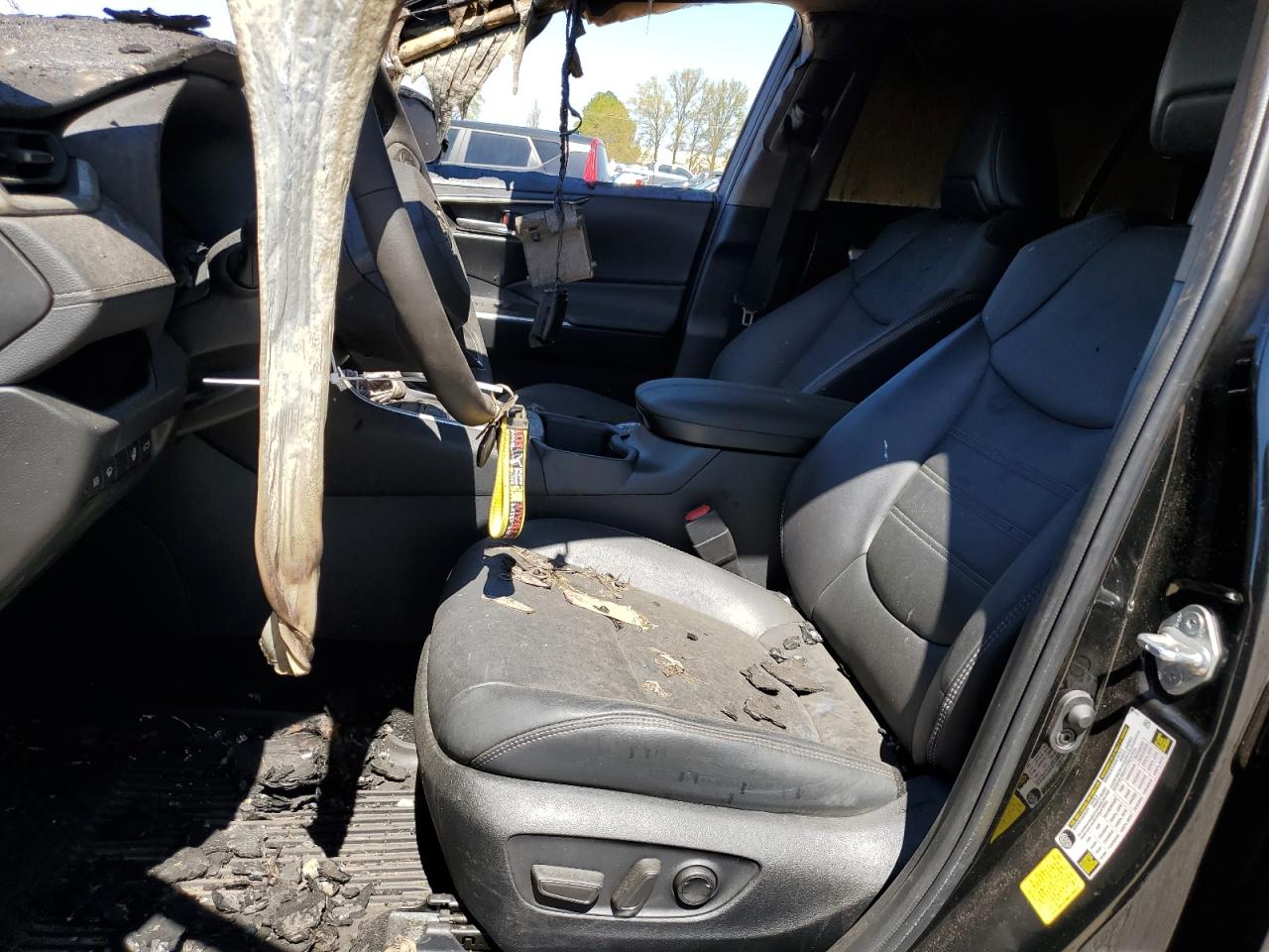 2022 TOYOTA RAV4 XLE PREMIUM VIN:2T3C1RFV7NW226623