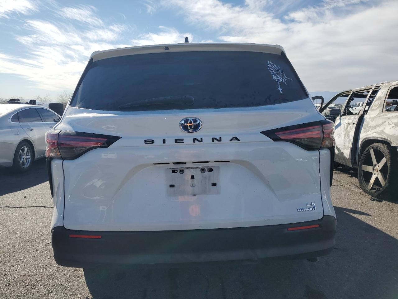 2022 TOYOTA SIENNA LE VIN:5TDKRKEC5NS108065