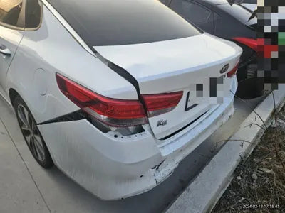 2016 Kia K5 KNAGX411BGA091913 VIN:KNAGX411BGA091913