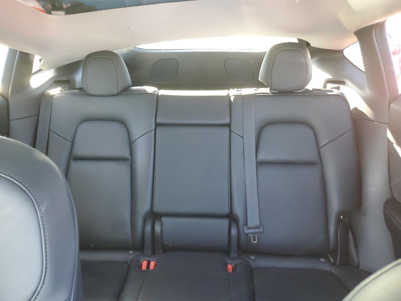 2022 TESLA MODEL Y  VIN:7SAYGDEFXNF531771