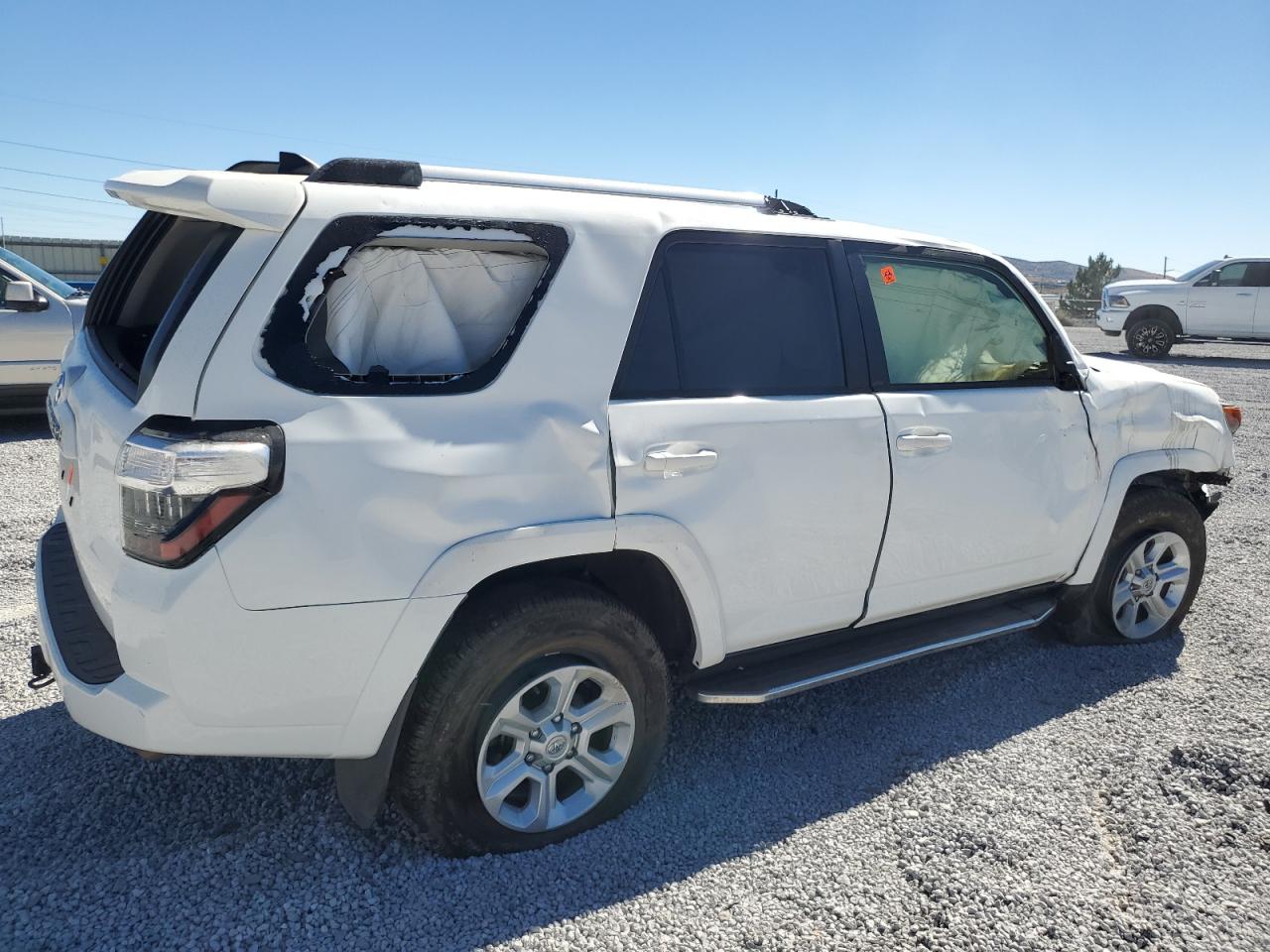 2022 TOYOTA 4RUNNER SR5/SR5 PREMIUM VIN:JTEMU5JR5N6046469