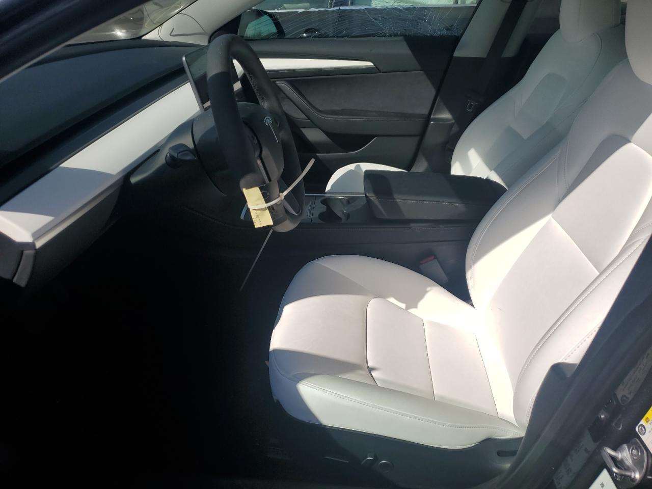 2023 TESLA MODEL 3  VIN:5YJ3E1EBXPF660900