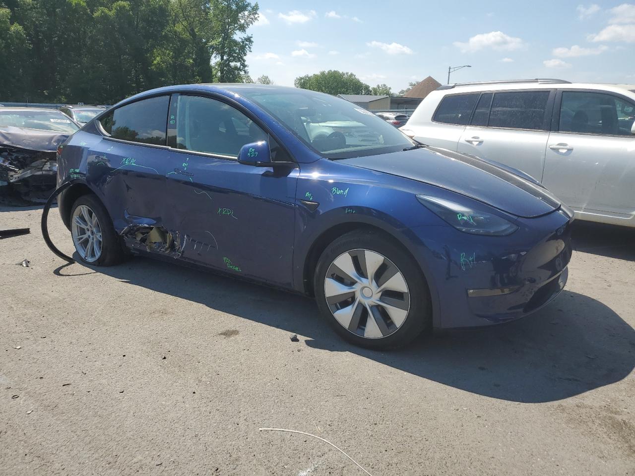 2023 TESLA MODEL Y  VIN:7SAYGDEE3PF663295