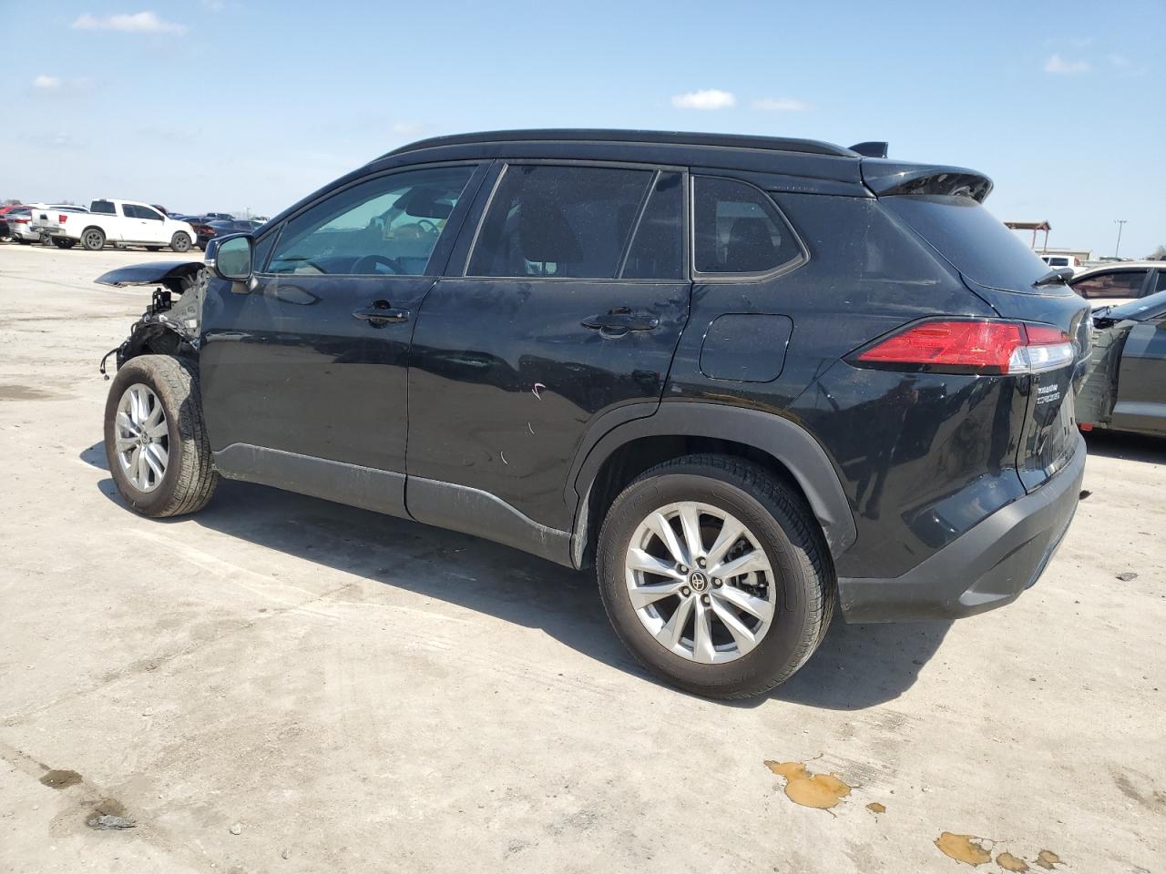 2022 TOYOTA COROLLA CROSS LE VIN:7MUCAAAG7NV031266