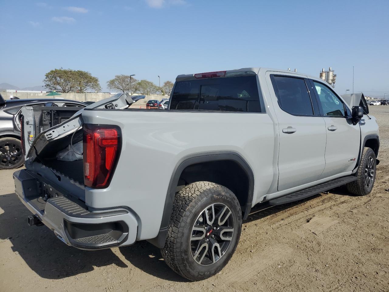 2024 GMC SIERRA K1500 AT4 VIN:1GTUUEE89RZ254493