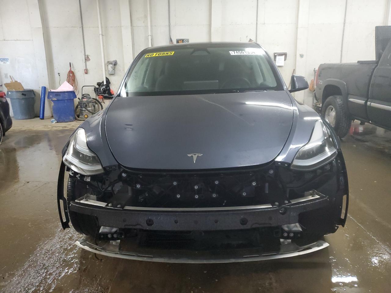 2023 TESLA MODEL Y  VIN:7SAYGDEE9PA163235