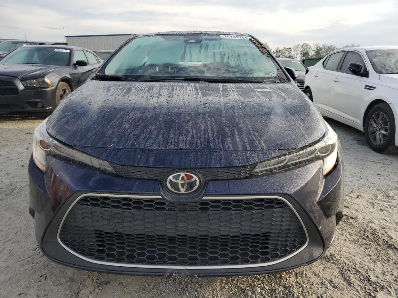 2022 TOYOTA COROLLA XLE VIN:5YFFPMAE2NP323731