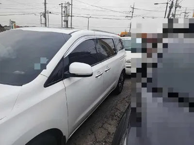 2014 Kia Carnival VIN: