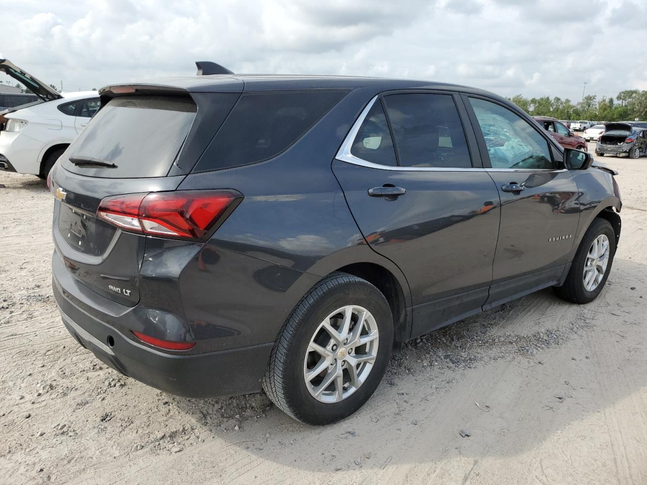 2022 CHEVROLET EQUINOX LT VIN:2GNAXUEV4N6138951