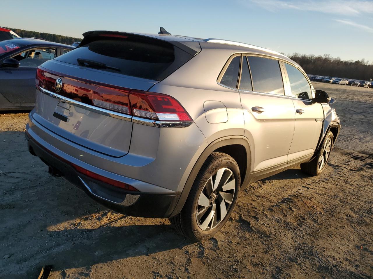 2024 VOLKSWAGEN ATLAS CROSS SPORT SE VIN:1V2WE2CA1RC237957