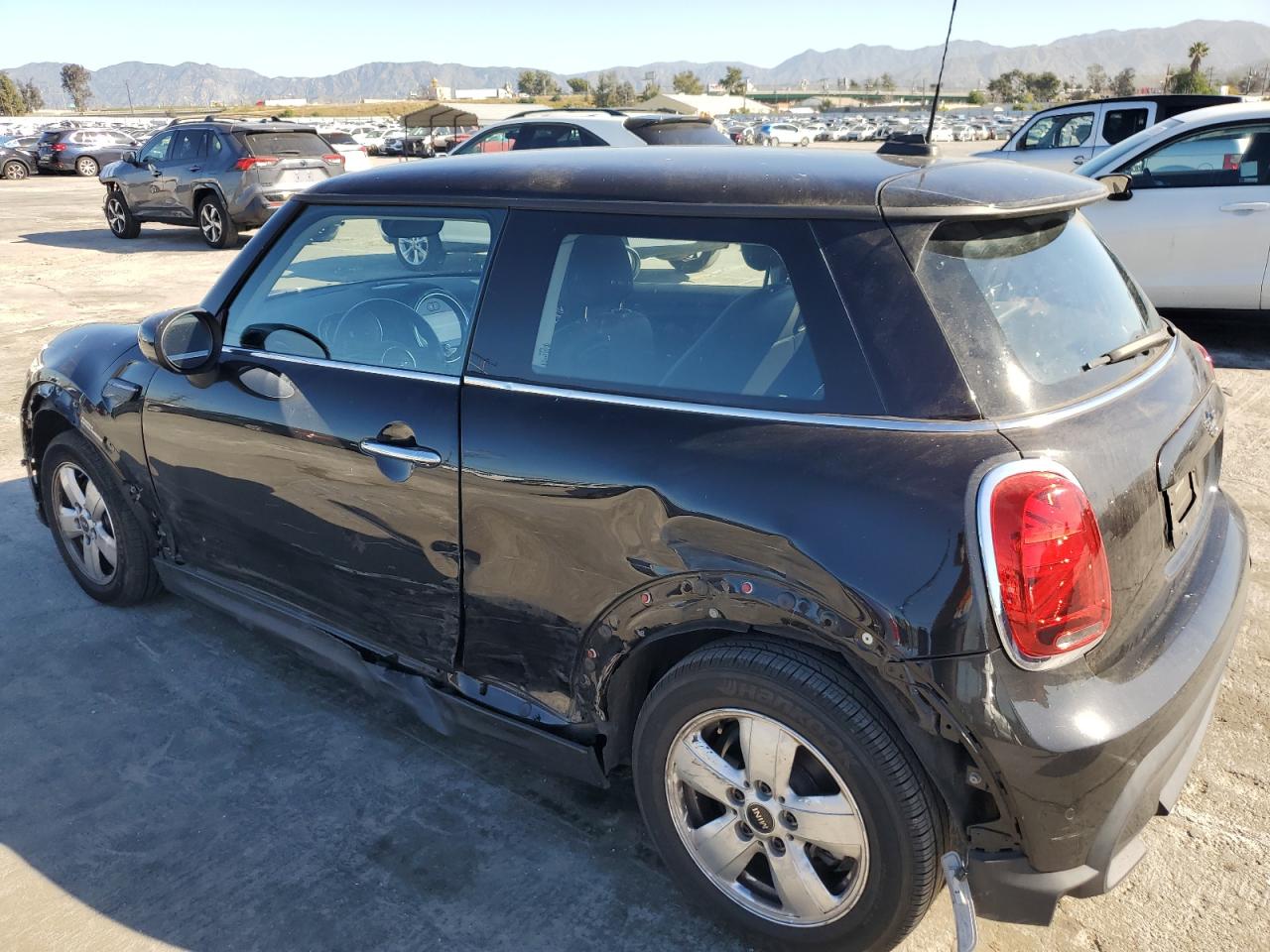 2022 MINI COOPER  VIN:WMW33DH0XN2P62714