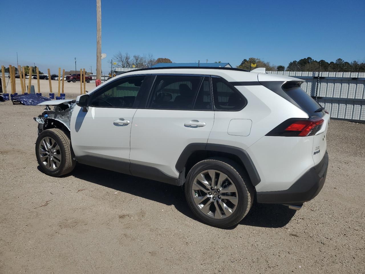 2024 TOYOTA RAV4 XLE PREMIUM VIN:JTMC1RFV7RJ031903
