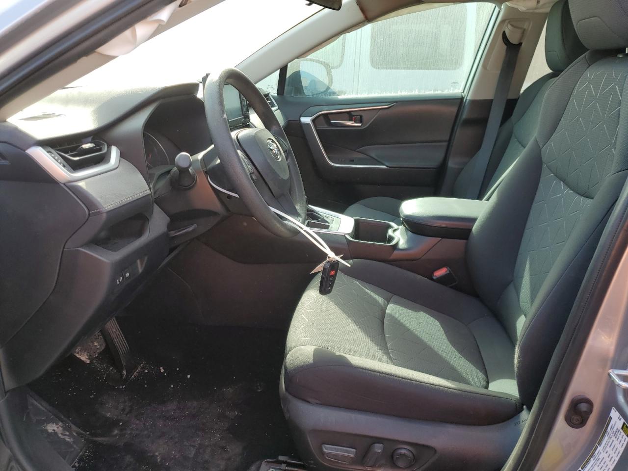 2022 TOYOTA RAV4 XLE VIN:2T3W1RFV2NC193772