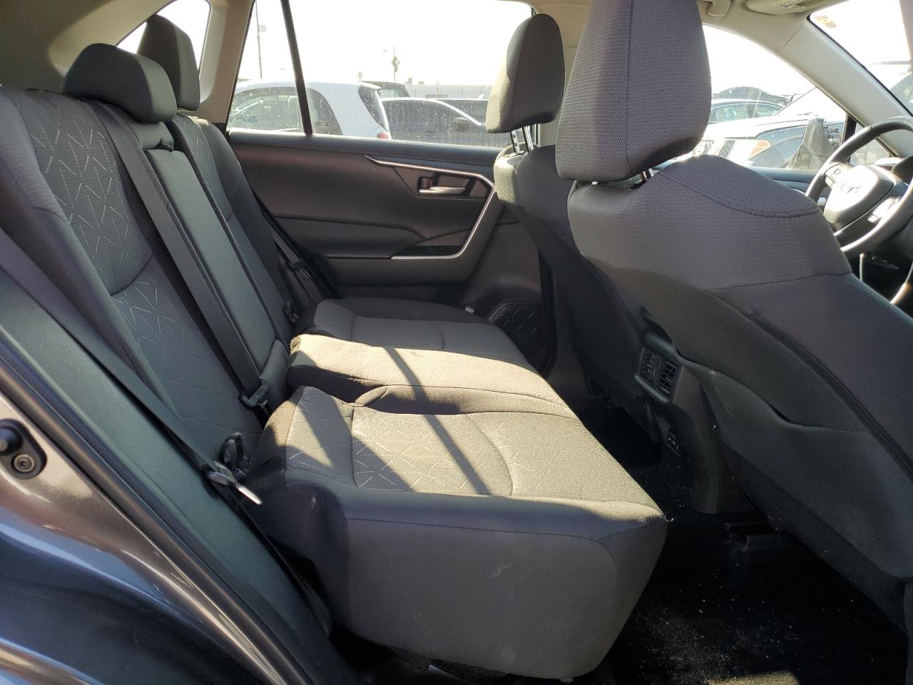 2023 TOYOTA RAV4 XLE VIN:2T3W1RFV8PC240208
