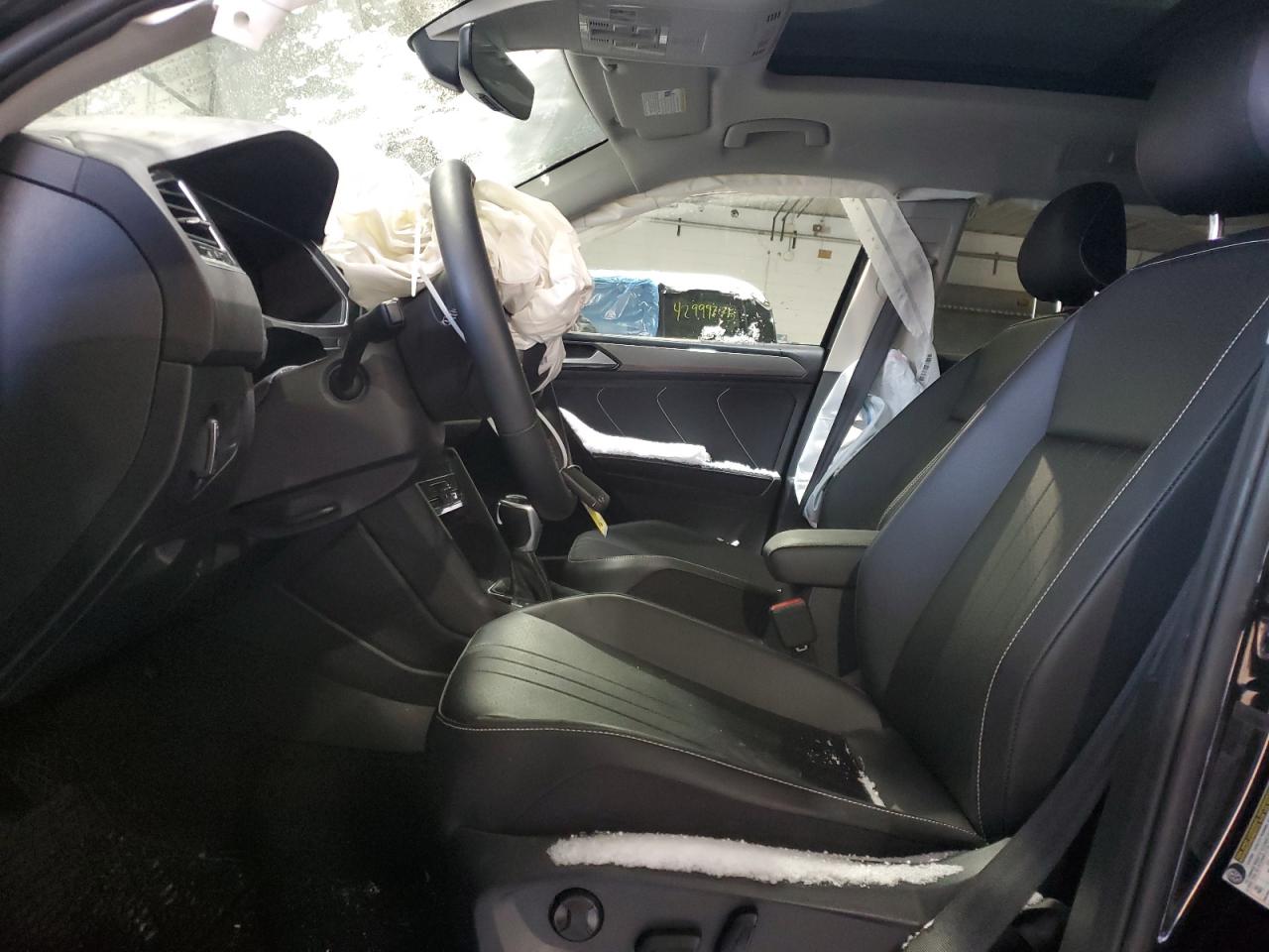 2022 VOLKSWAGEN TIGUAN SE VIN:3VV2B7AX5NM107820