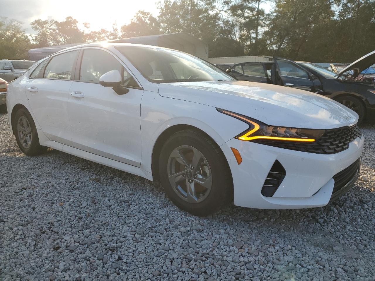 2022 KIA K5 LXS VIN:5XXG14J20NG145371