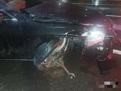 2019 Mercedes-Benz E 300 VIN: