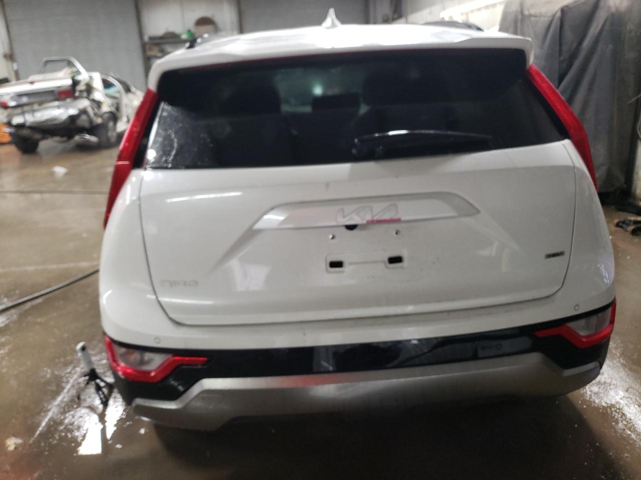 2024 KIA NIRO EX VIN:KNDCR3LE8R5148957