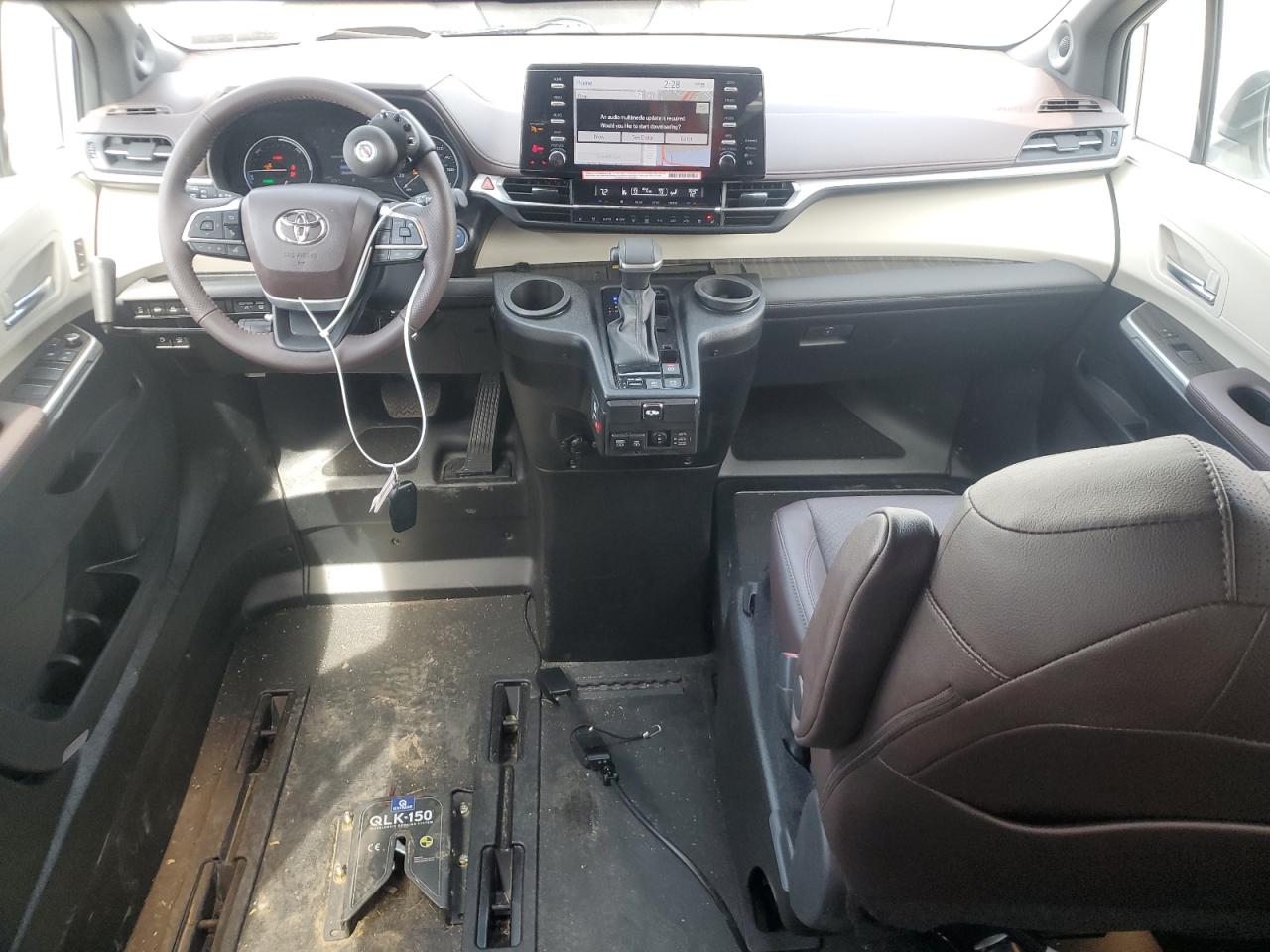 2024 TOYOTA SIENNA LIMITED VIN:5TDERKEC3RS196035