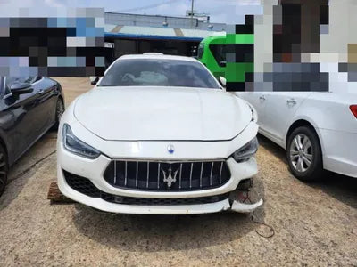 2018 Maserati Ghibli VIN: