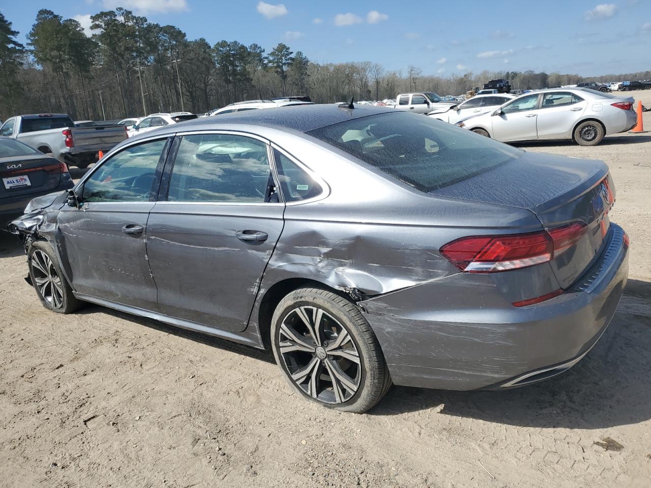 2022 VOLKSWAGEN PASSAT SE VIN:1VWSA7A30NC008898
