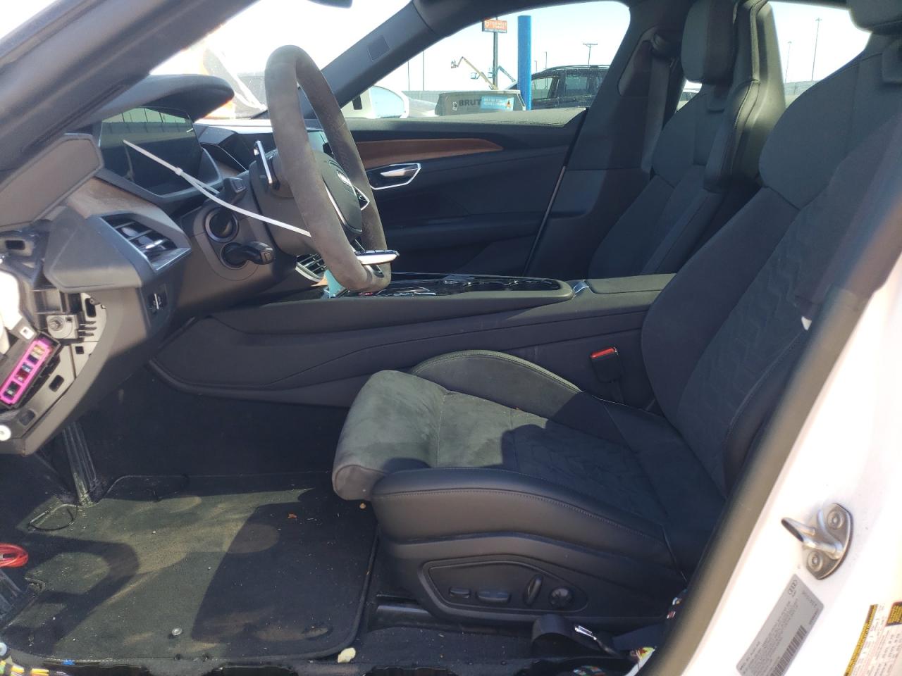 2022 AUDI E-TRON GT PREMIUM PLUS VIN:WAUFJBFW8N7010379