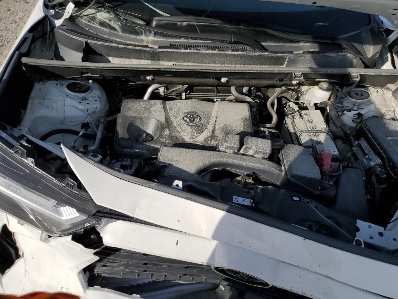 2022 TOYOTA RAV4 XLE VIN:2T3W1RFV7NC208380