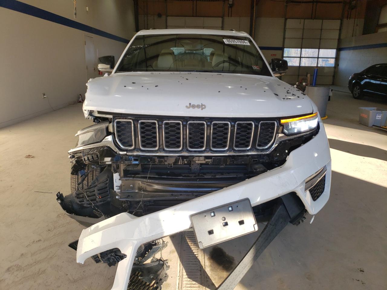 2023 JEEP GRAND CHEROKEE LIMITED VIN:1C4RJHBG7P8900631