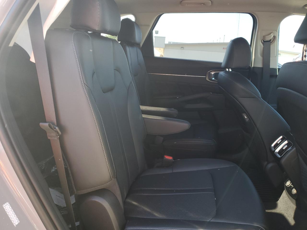 2023 KIA SORENTO SX VIN:5XYRKDLFXPG241206