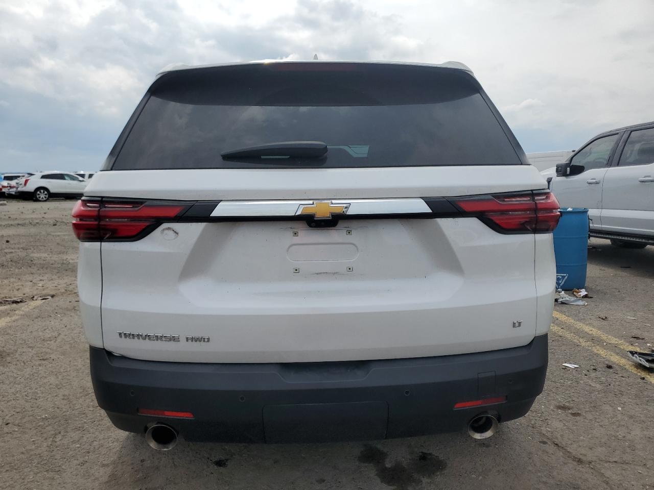 2022 CHEVROLET TRAVERSE LT VIN:1GNEVHKW5NJ135832