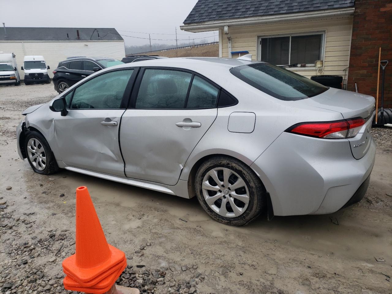 2024 TOYOTA COROLLA LE VIN:5YFB4MDE0RP117493
