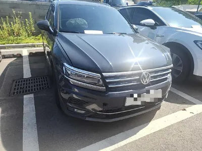 2020 Volkswagen Tiguan VIN: