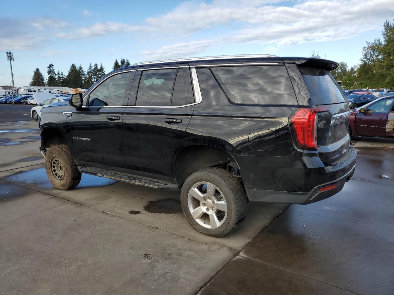 2022 GMC YUKON SLE VIN:1GKS2AKD4NR135594