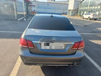 2016 Mercedes-Benz E 250 VIN: