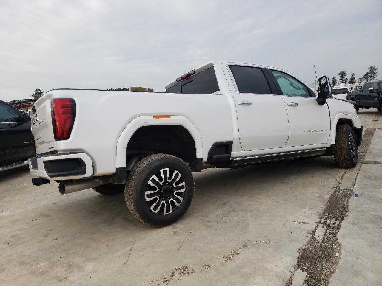 2024 GMC SIERRA K2500 DENALI ULTIMATE VIN:1GT49XEY4RF229550