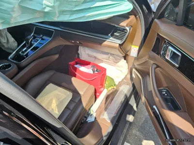 2023 Porsche Panamera VIN: