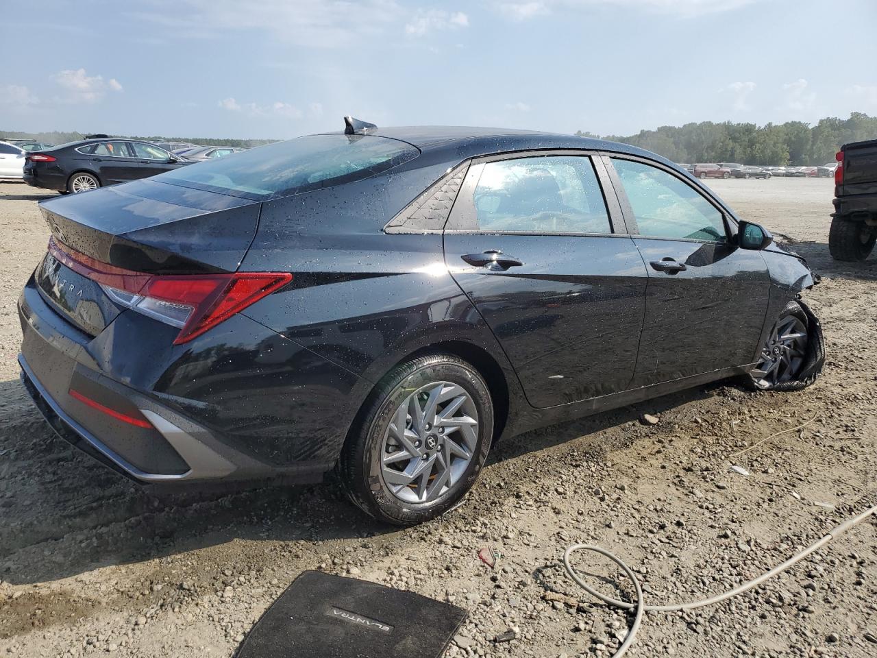 2024 HYUNDAI ELANTRA SEL VIN:KMHLM4DG5RU767036