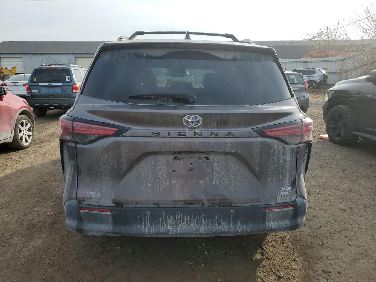 2022 TOYOTA SIENNA XLE VIN:5TDYRKEC2NS095642