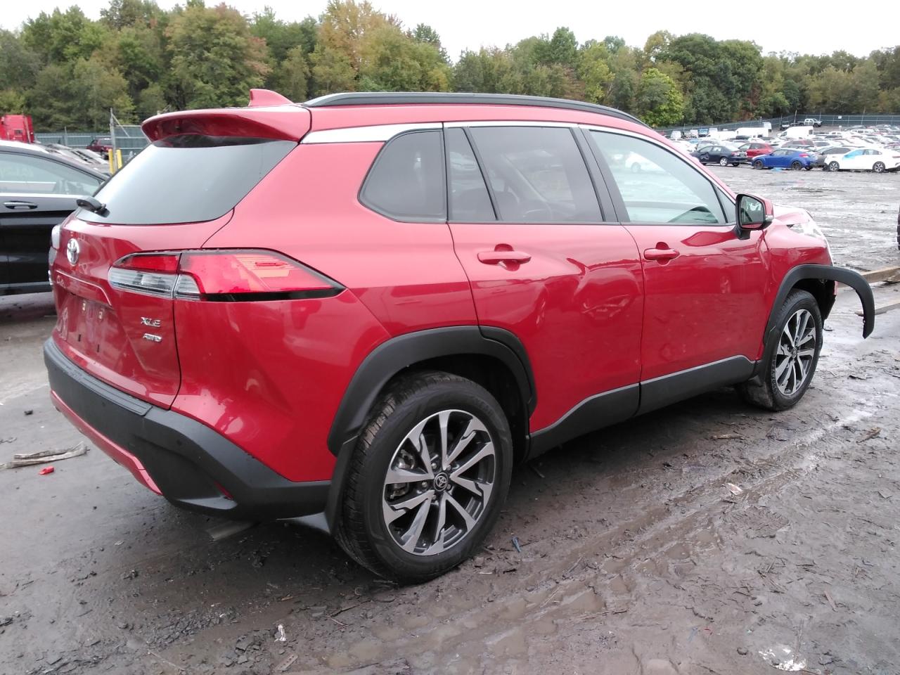 2022 TOYOTA COROLLA CROSS XLE VIN:7MUDAABG5NV029261