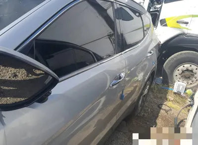 2016 Hyundai Santa FE KMHSW81UBGU686171 VIN:KMHSW81UBGU686171