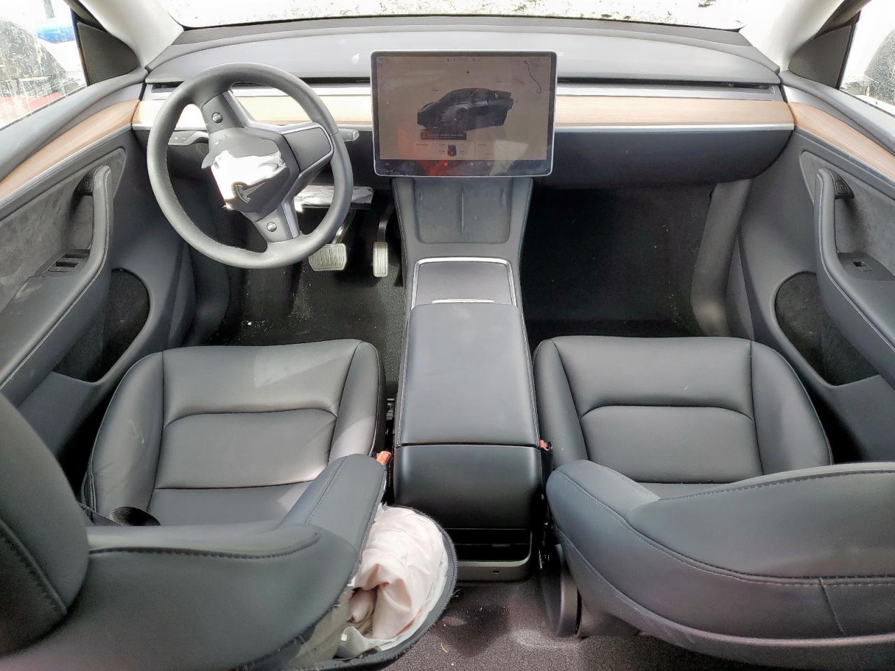 2024 TESLA MODEL Y  VIN:7SAYGDEE8RA304900