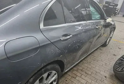 2019 Mercedes-Benz E 220 WDDZF0FB7KA654530 VIN:WDDZF0FB7KA654530