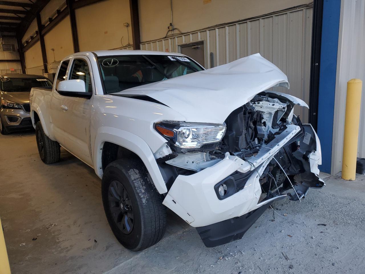 2022 TOYOTA TACOMA ACCESS CAB VIN:3TYSZ5AN4NT072141